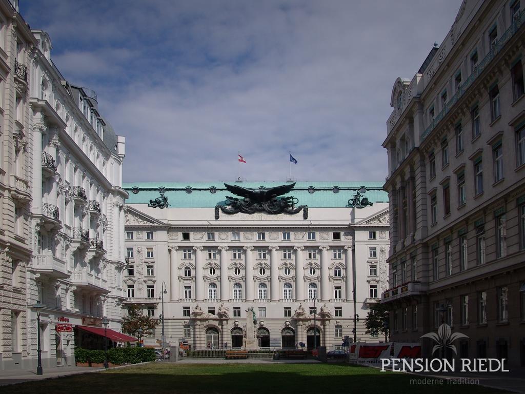 Pension Riedl Wina Bagian luar foto