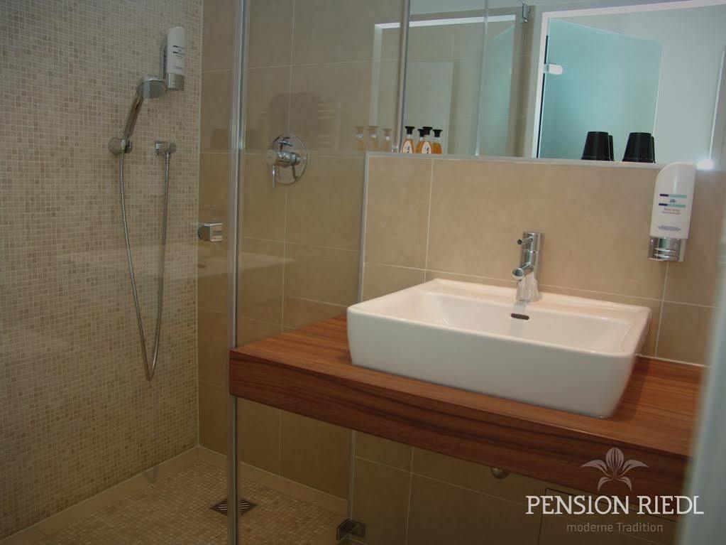 Pension Riedl Wina Bagian luar foto