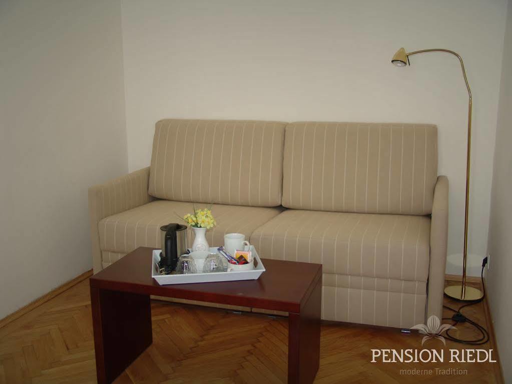 Pension Riedl Wina Bagian luar foto